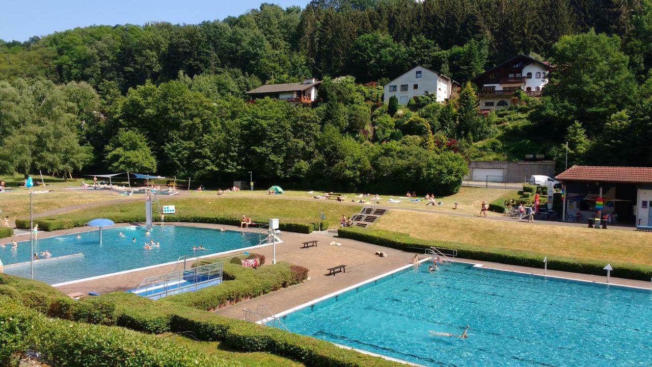 Ferienwohnung Rhododendron - Natur Pur Am Highwalk Rotenburg an der Fulda Luaran gambar